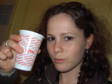 � la tienne ma poule!